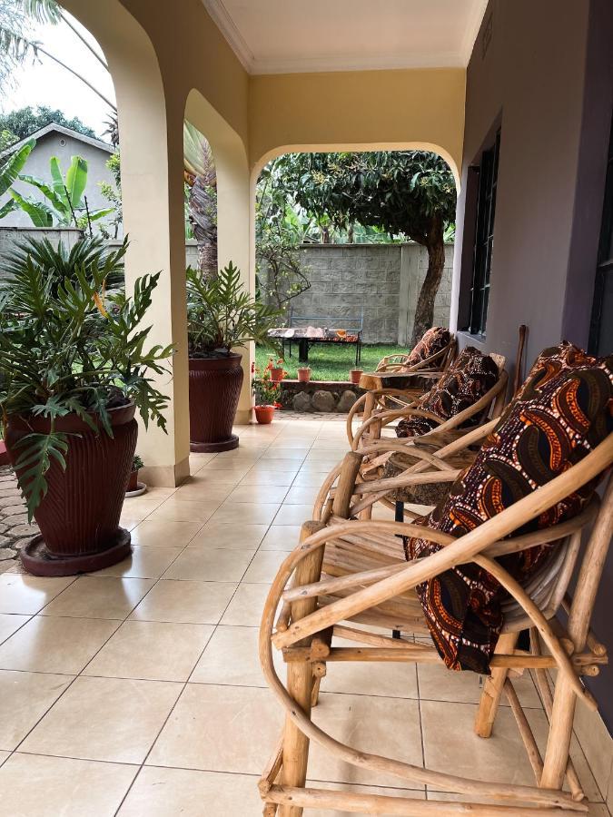 Malika Home Arusha Esterno foto